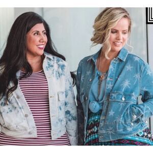 Lularoe Kenny Stars and Palm Trees Jean Jacket 2XL